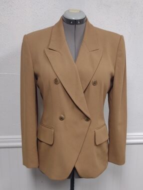 Jones Wear Double-Breasted Blazer in Camel